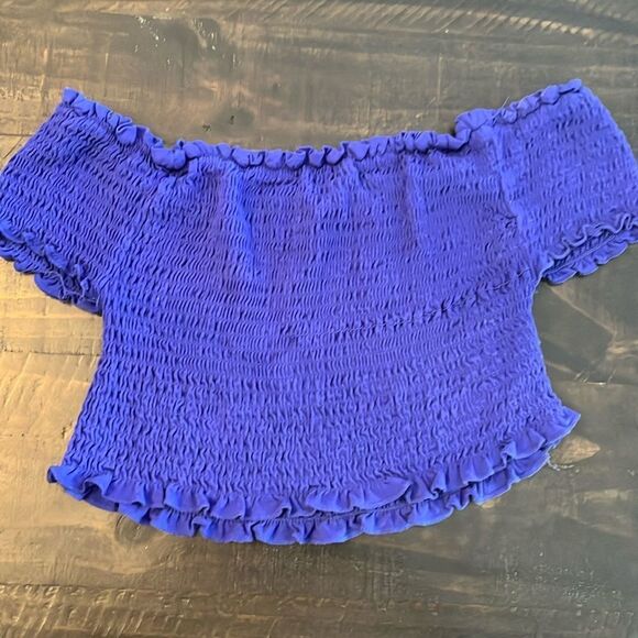 Blue/purple top  - Picture 1 of 2